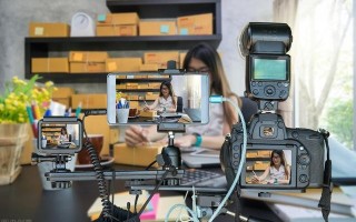 怎么剪辑短视频才能爆 讲真学堂：揭秘短视频剪辑技巧，助力创作者打造爆款